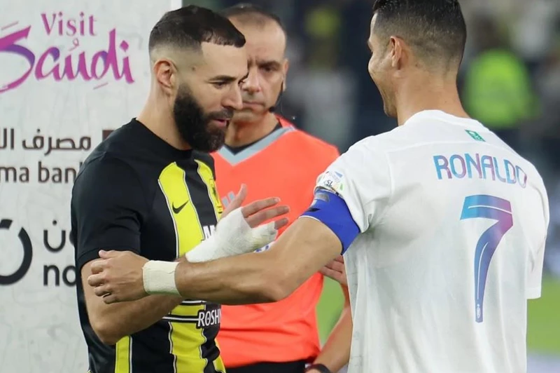 رونالدو وبنزيما يتنافسان ضمن خمسة لاعبين على لقب الأفضل في دوري روشن