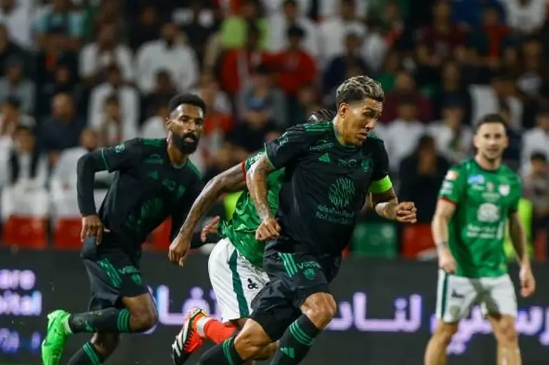 قلب الطاولة في اللحظات الحاسمة: الاتفاق يتفوق على الأهلي في الدوري السعودي
