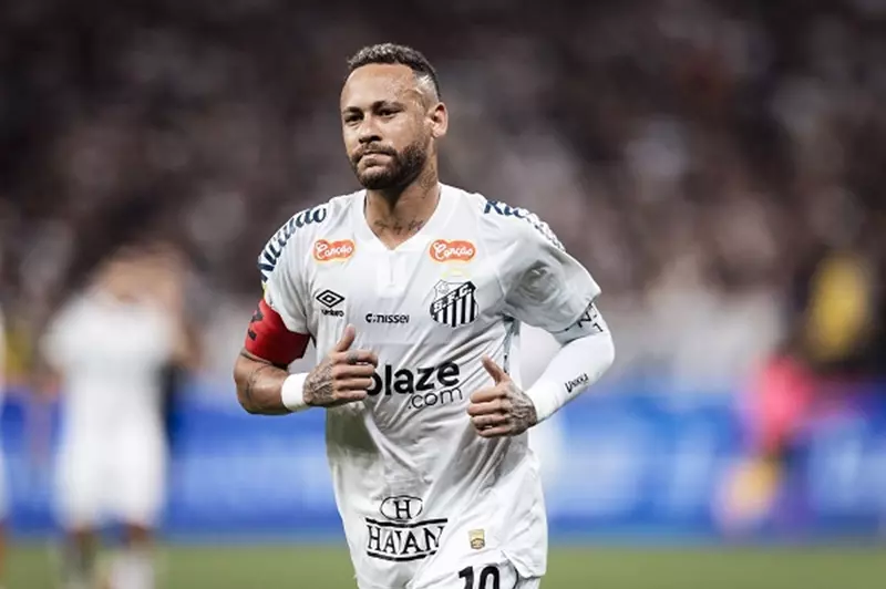 باتشوكا يستعد للتعاقد مع نيمار قبل مواجهة الأهلي في كأس العالم للأندية