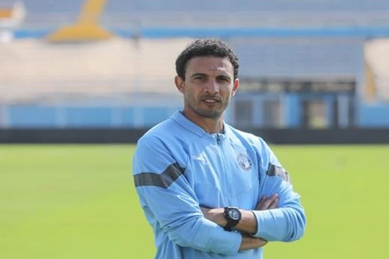 جدو يوجه رسالة قوية بعد تتويج بيراميدز بلقب دوري الأبطال: “تحت تأثير الرابطة”