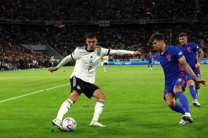 جون ستونز ينضم لمعسكر منتخب إنجلترا ضمن برنامجه التأهيلي المستمر