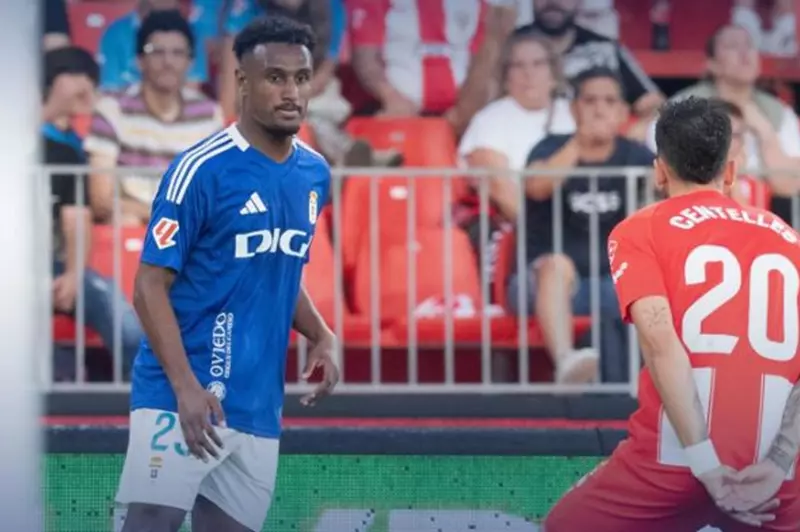 ريال أوفييدو يقترب خطوة من الصعود إلى الدوري الإسباني الممتاز بمشاركة هيثم حسن